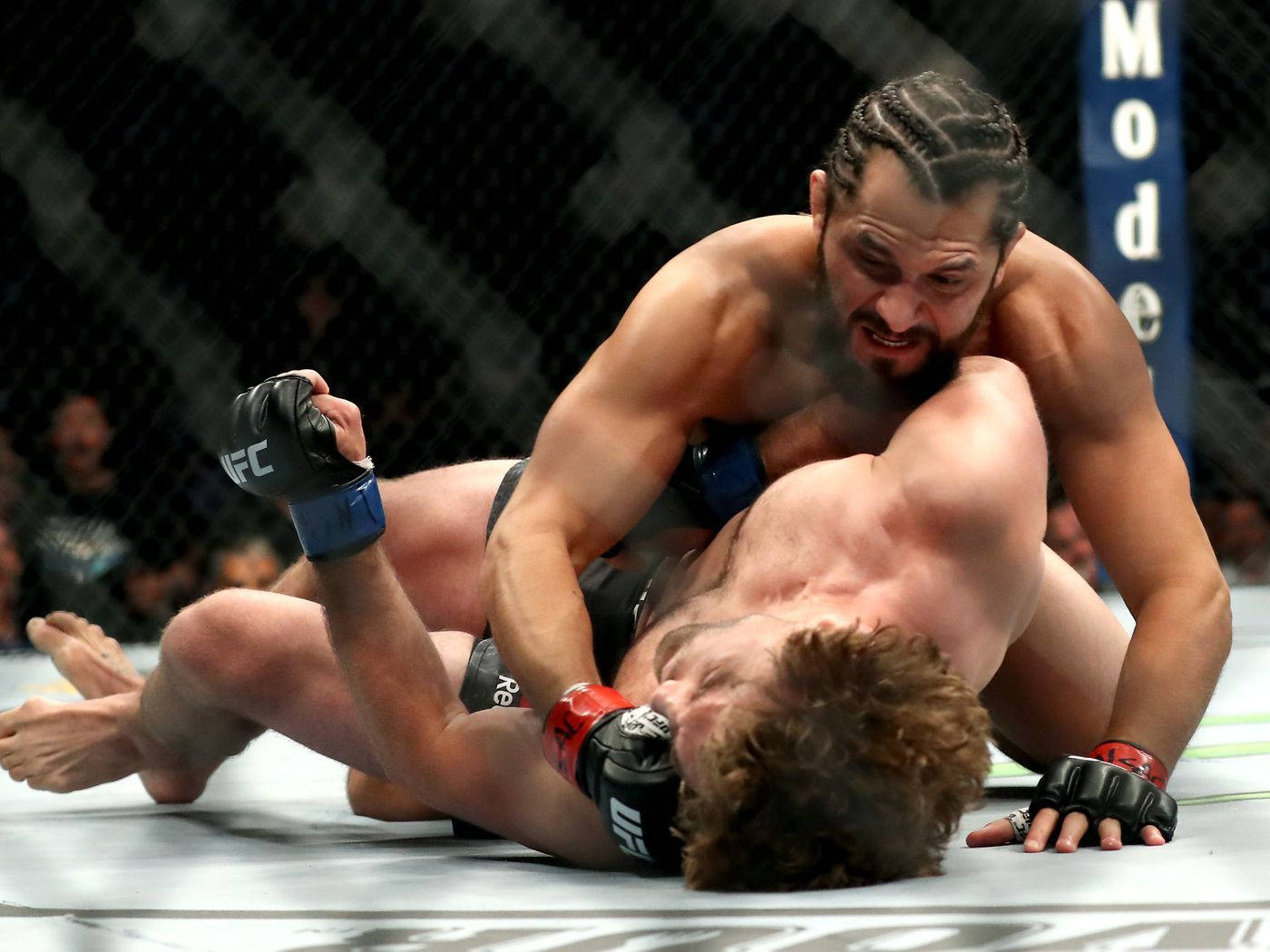 Jorge Masvidal Grapple Wallpaper