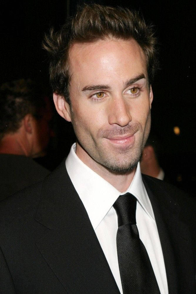 Joseph Fiennes Jawline Wallpaper