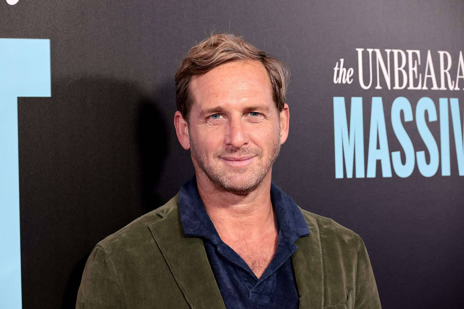 Josh Lucas The Unbearable Weight Of Massive Talent Wallpaper