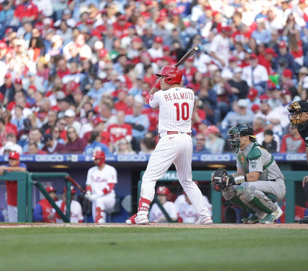 Jt Realmuto Excellent Batting Stance Wallpaper