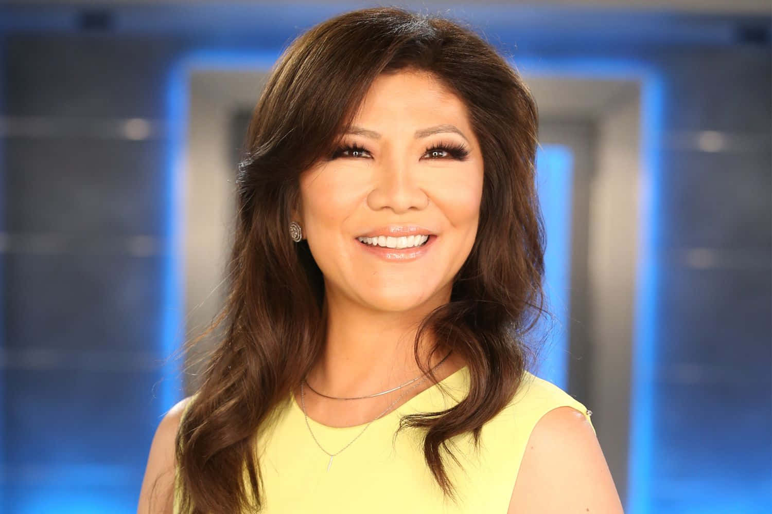 Julie Chen Smiling Portrait Wallpaper