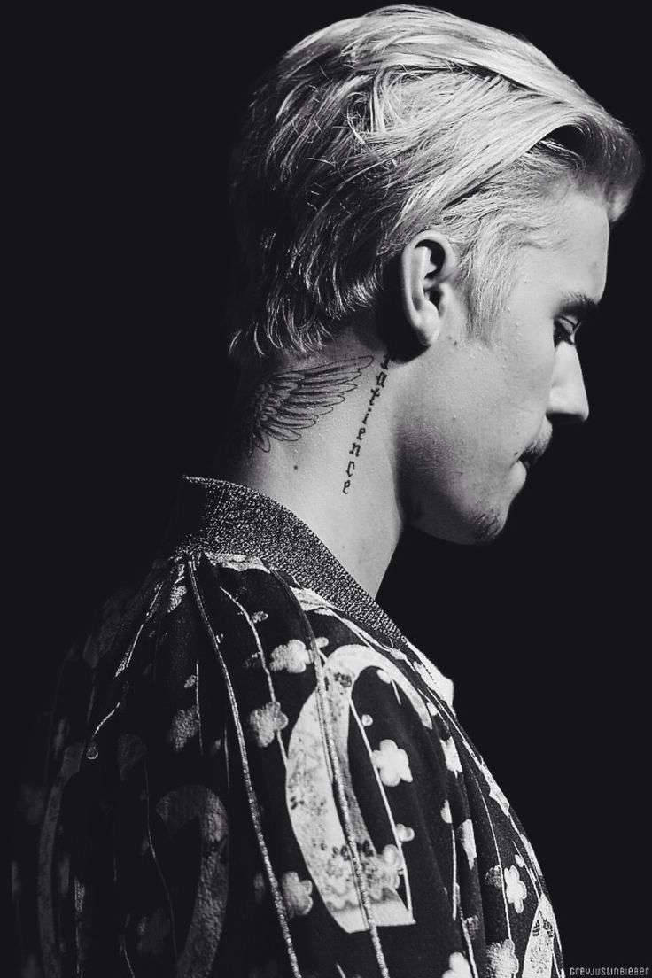 Justin Bieber Looks Cool In His Side Profile Wallpaper