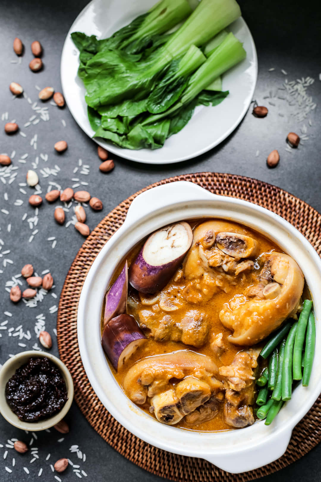 Kare-kare With Extra Veggies On The Side Wallpaper