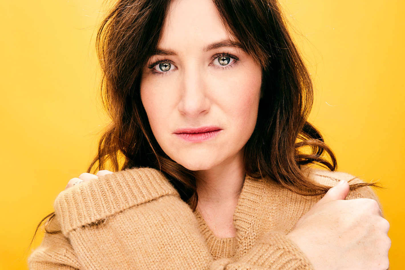 Kathryn Hahn Hollywood Actress Portrait Wallpaper