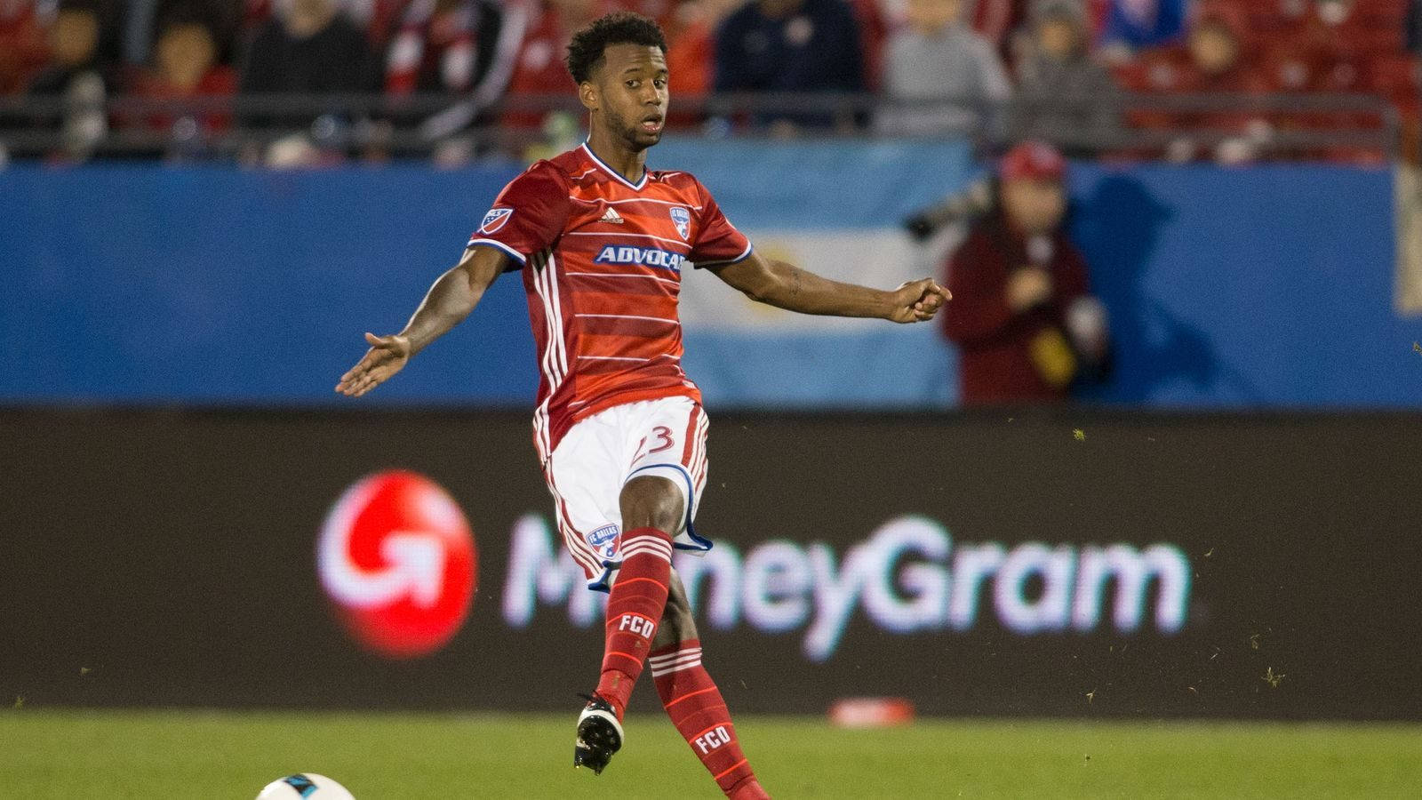 Kellyn Acosta Kick Fc Dallas American Football Player Wallpaper