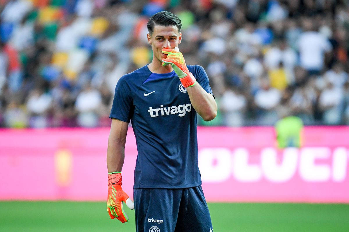 Kepa Arrizabalaga Covering Mouth Wallpaper