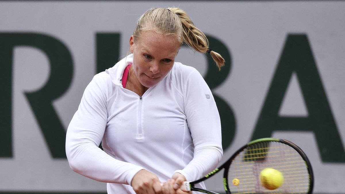 Kiki Bertens Focused Face Wallpaper