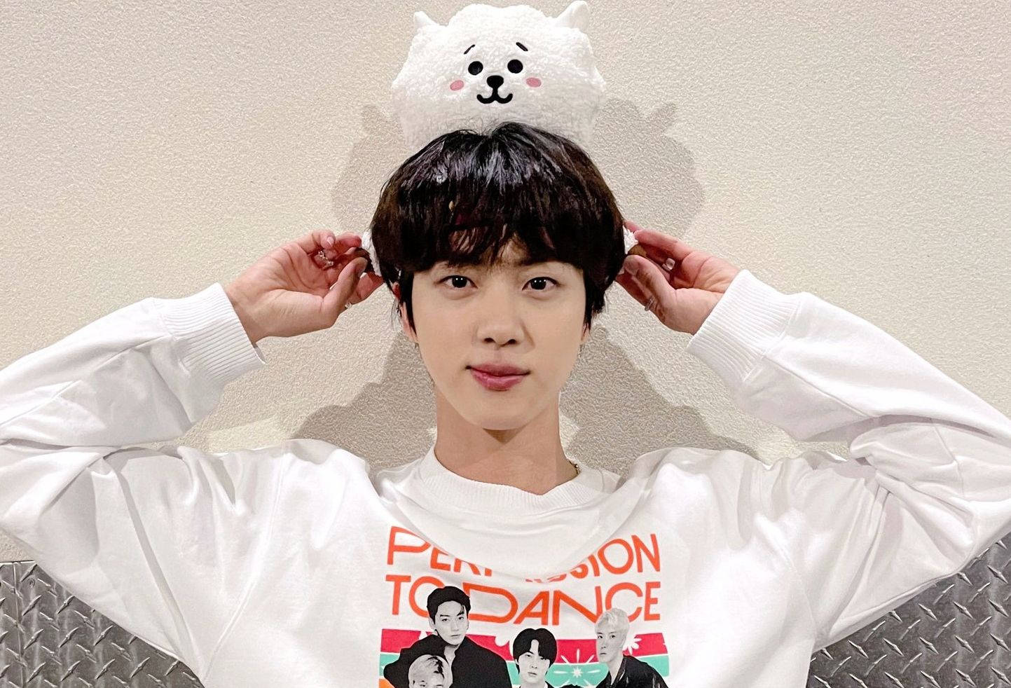 Kim Seok Jin And Rj Wallpaper