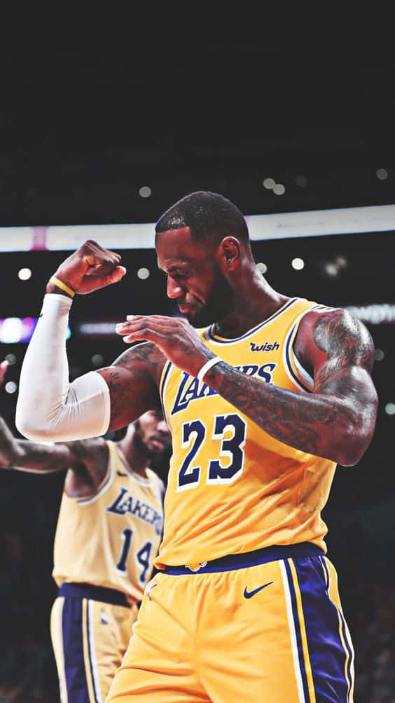 King Lebron James Celebrating Points Wallpaper