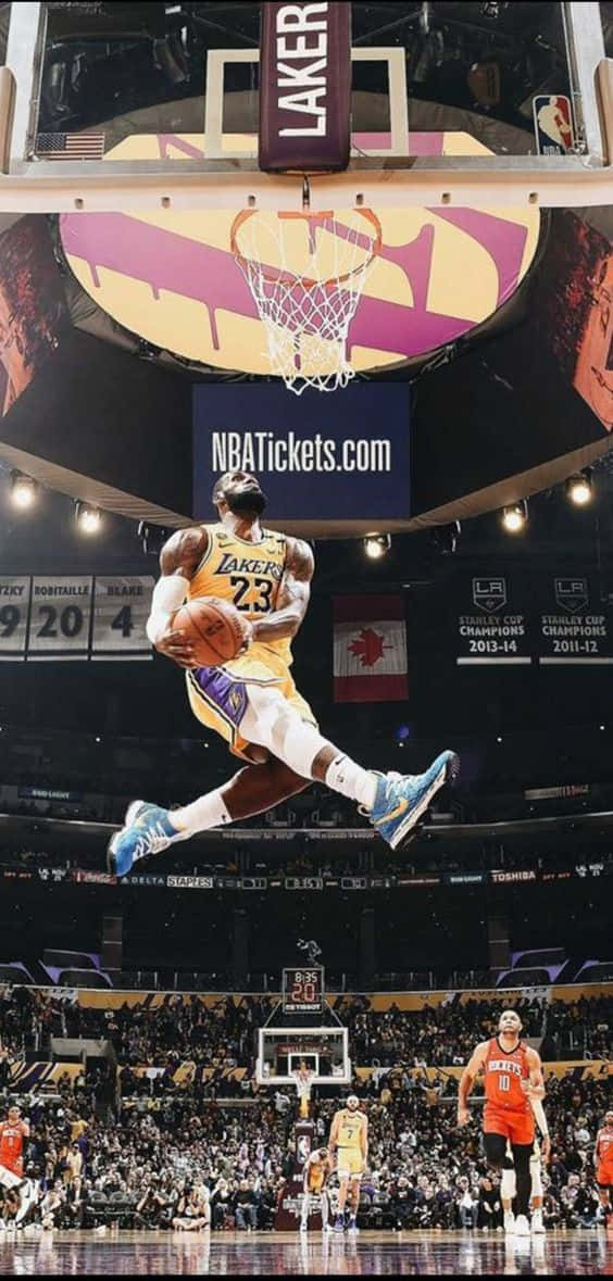 King Lebron James Dunking Wallpaper