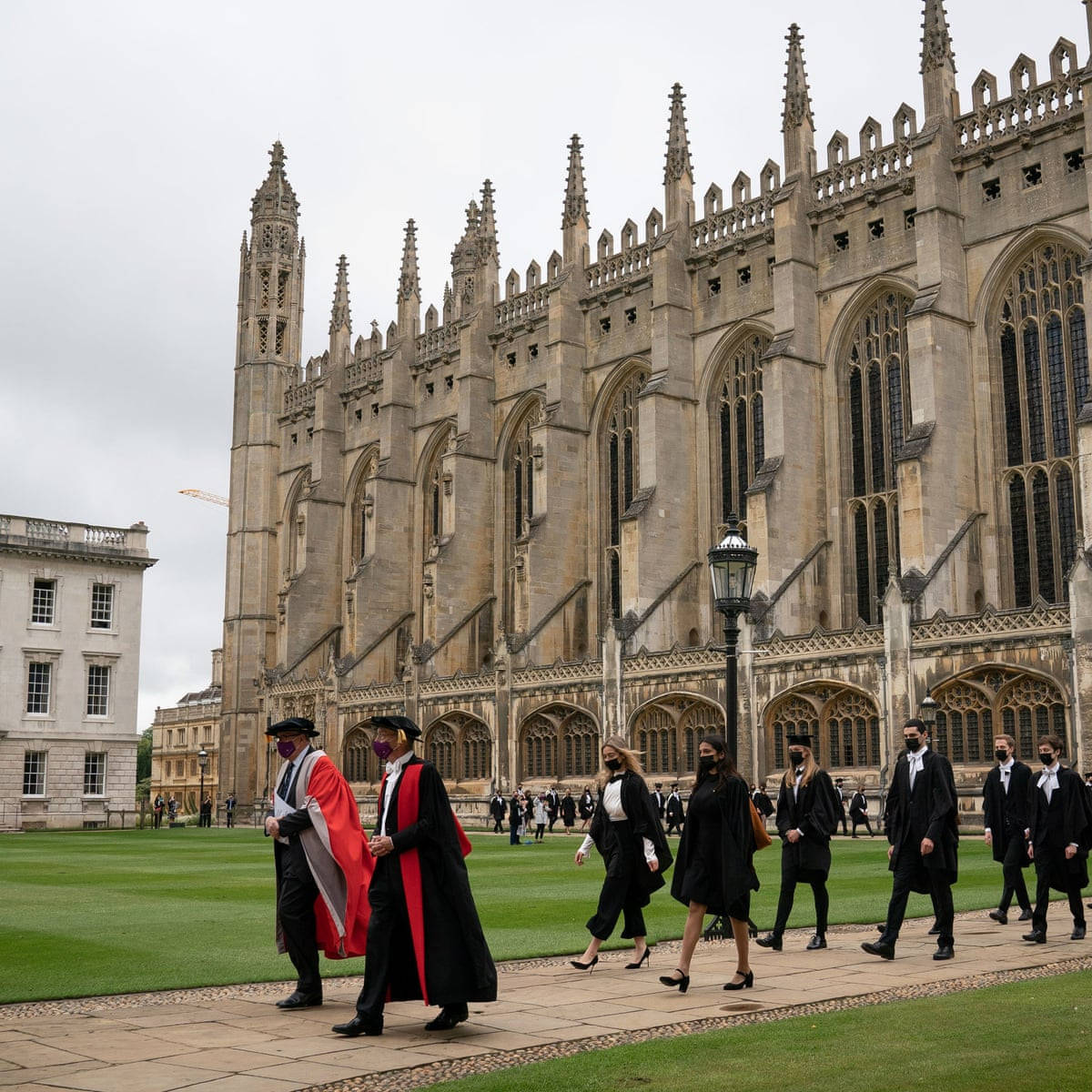 King's College Graduation Day Cambridge Wallpaper