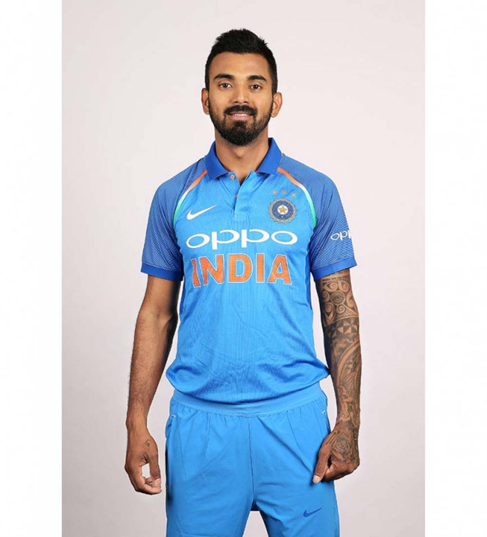 Kl Rahul In The Esteemed Oppo India Cricket Kit Wallpaper