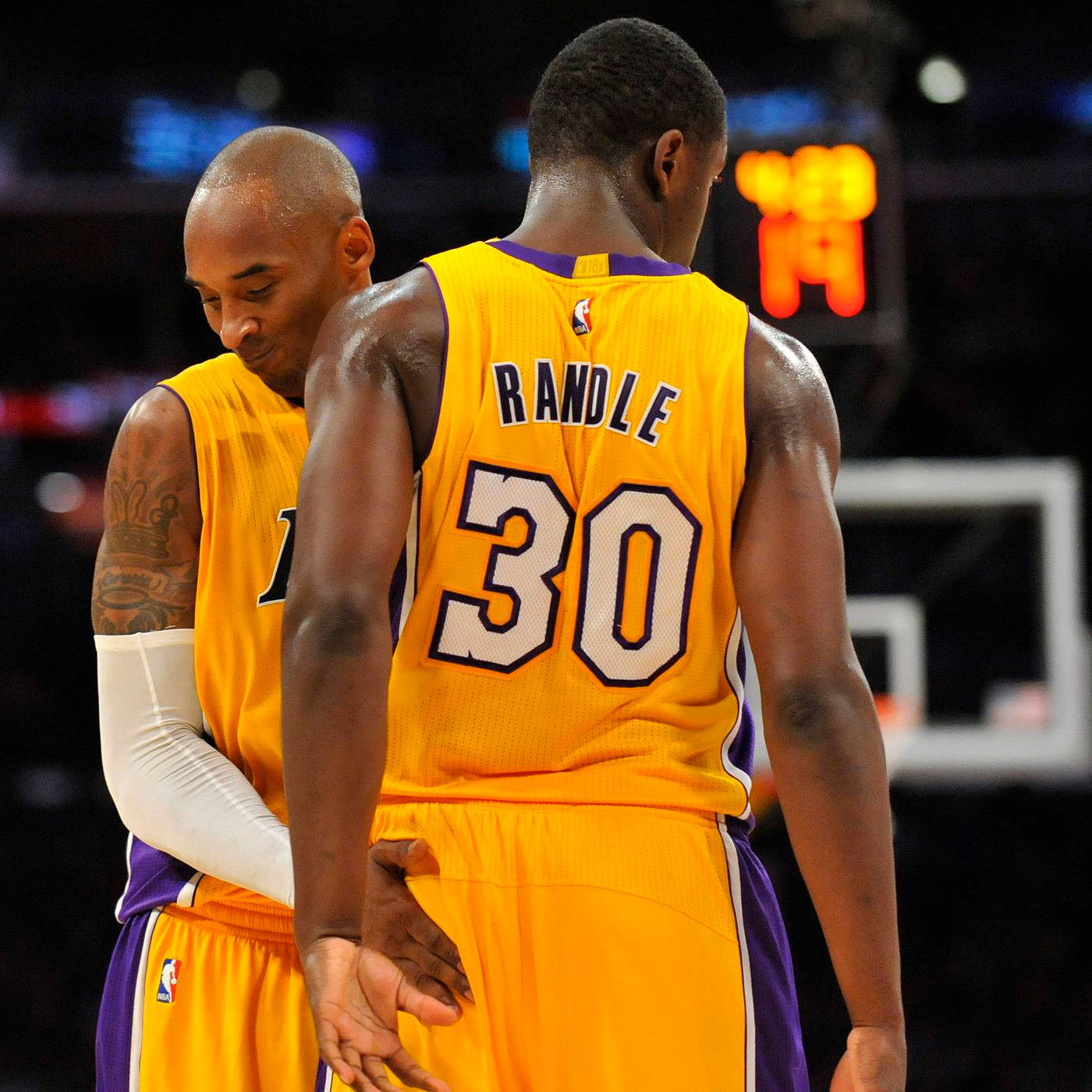 Kobe Bryant And Julius Randle Wallpaper