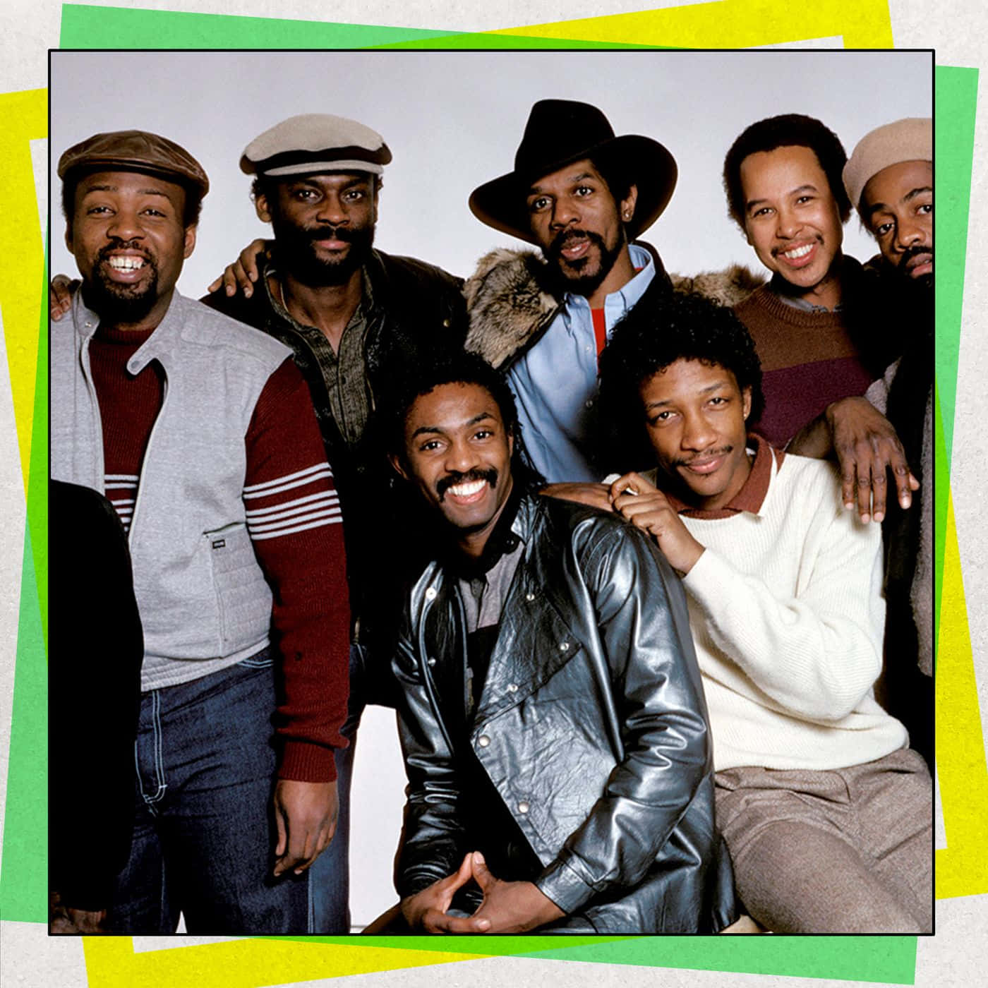 Kool And The Gang Vintage Group Photo Wallpaper