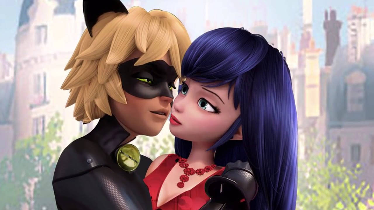 Ladybug And Cat Noir Kiss Castle Wallpaper