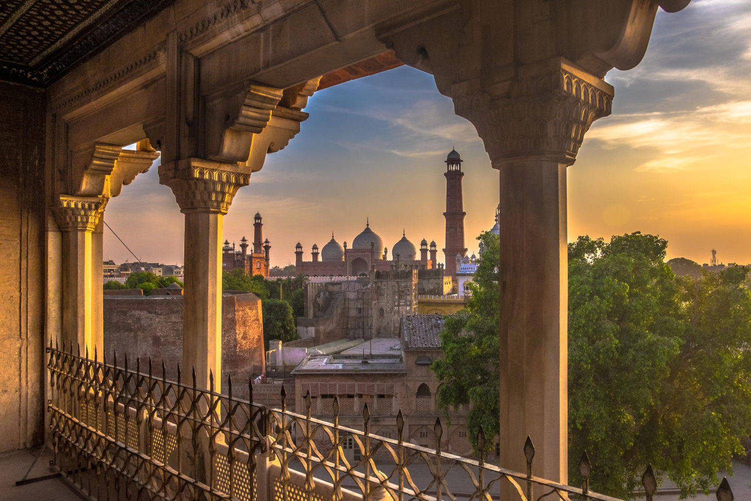 Lahore Mosque View On The Balcony Wallpaper