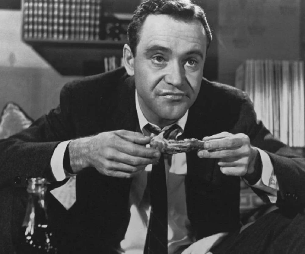 Legendary Actor Jack Lemmon Enjoys His Meal Wallpaper