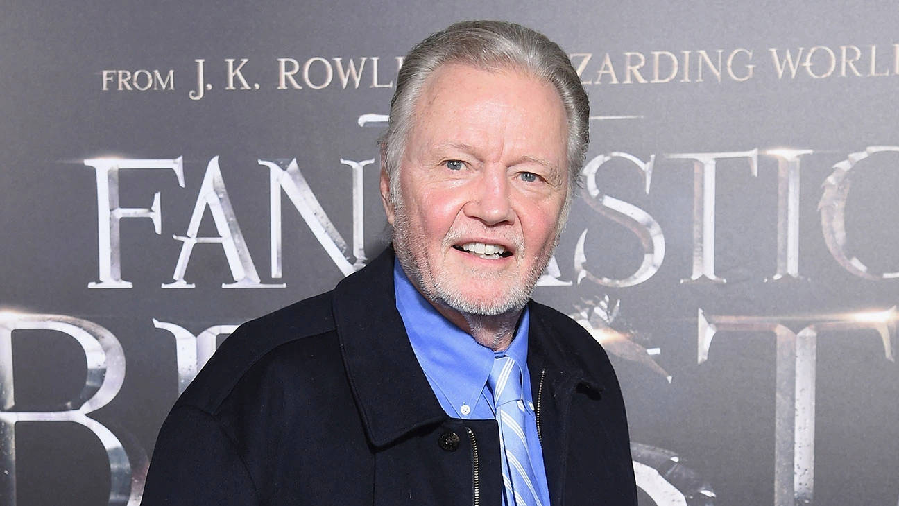 Legendary Actor Jon Voight At A Red-carpet Screening Event Wallpaper