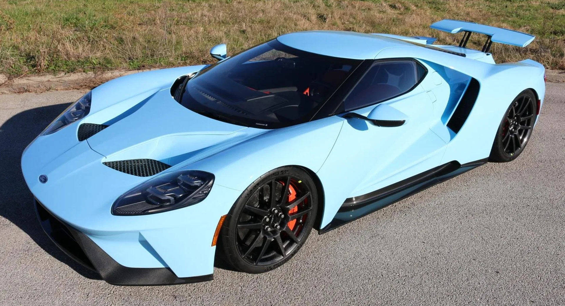 Light Blue 2018 Ford Gt Wallpaper