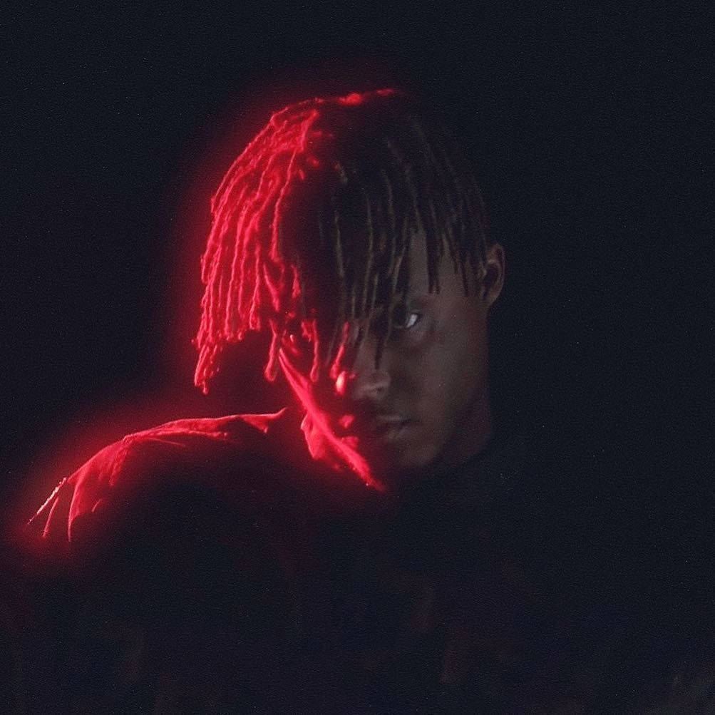 Live Life In A Creative And Unique Way With Juice Wrld Aesthetic Wallpaper