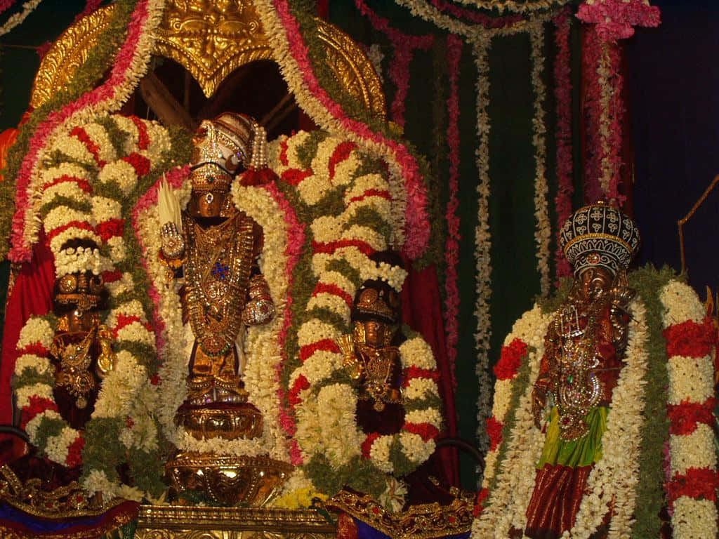 Lord_ Perumal_ Flower_ Adorned_ Idols.jpg Wallpaper