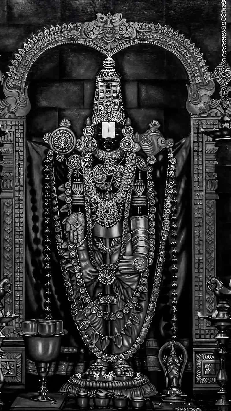 Lord_ Perumal_ Statue_in_ Temple Wallpaper