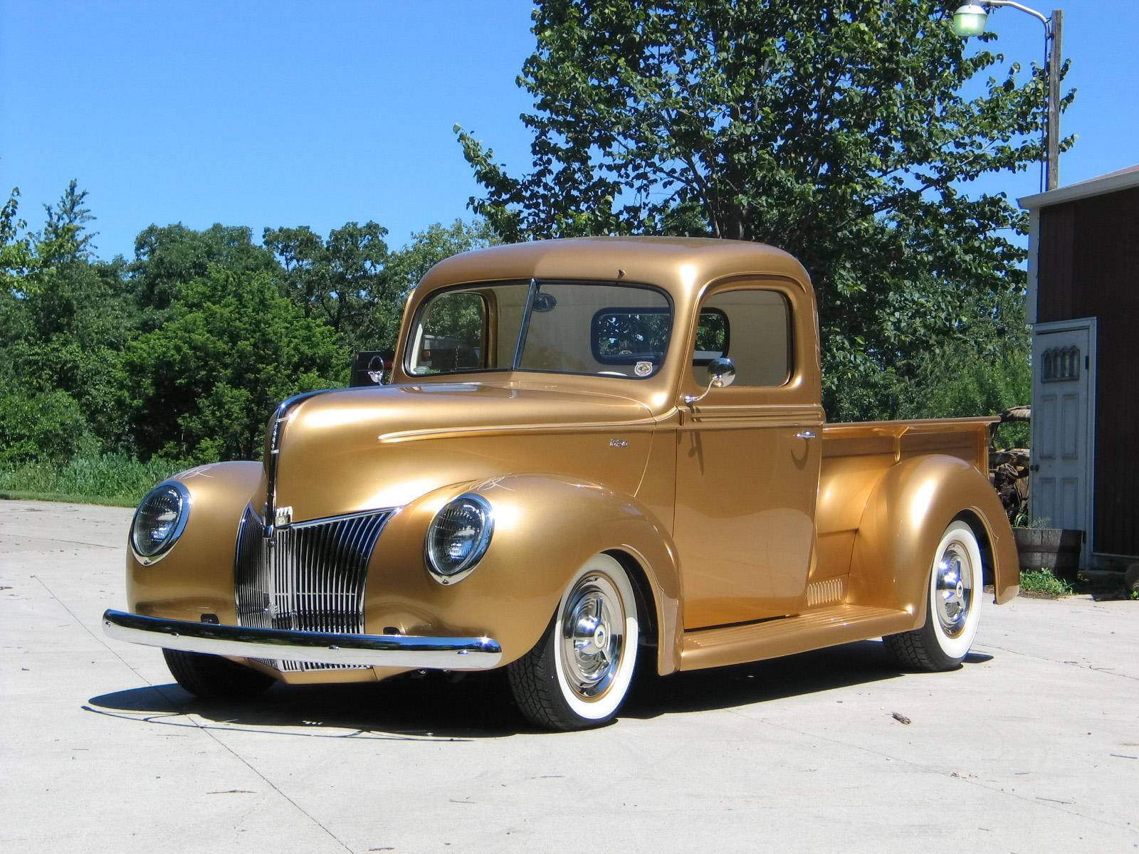 Lowrider 1940 Ford Pickup Wallpaper