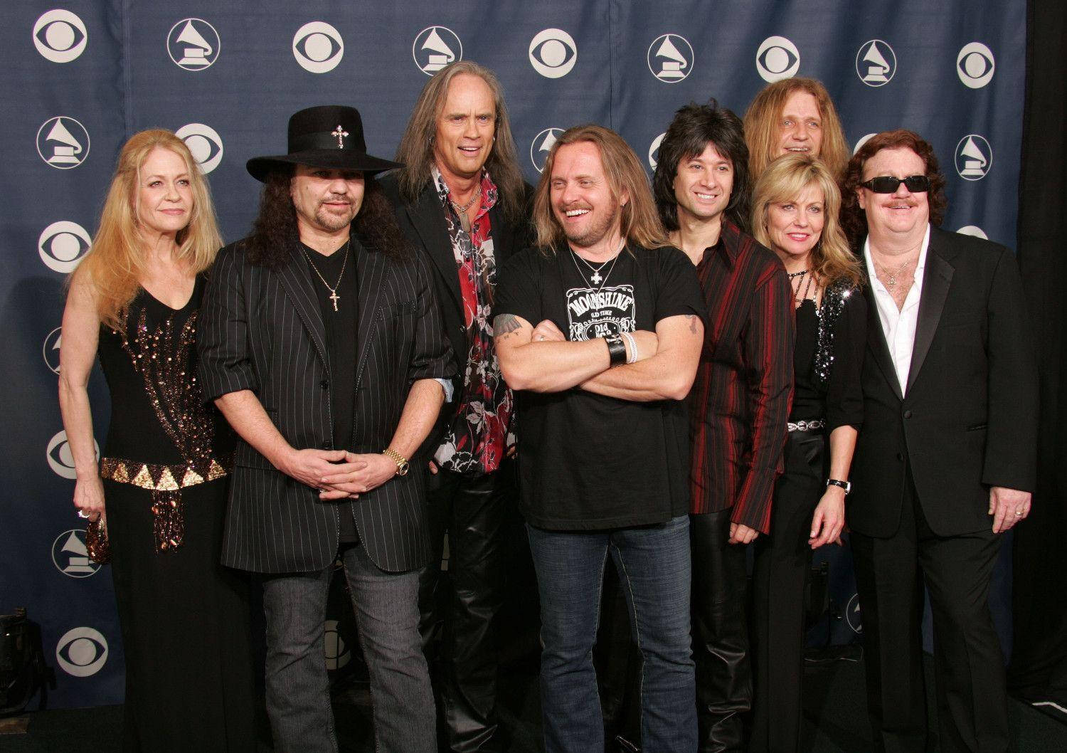 Lynyrd Skynyrd 47th Grammy Awards Attendance Wallpaper