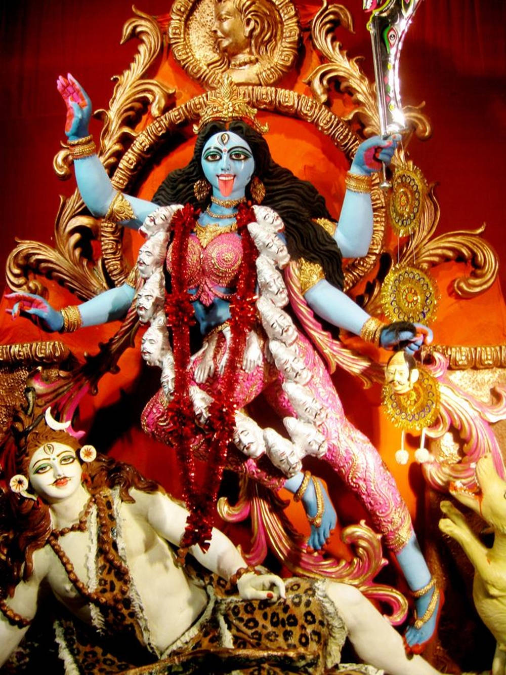 Maa Kali Blue Statue White Shiva Statue Wallpaper