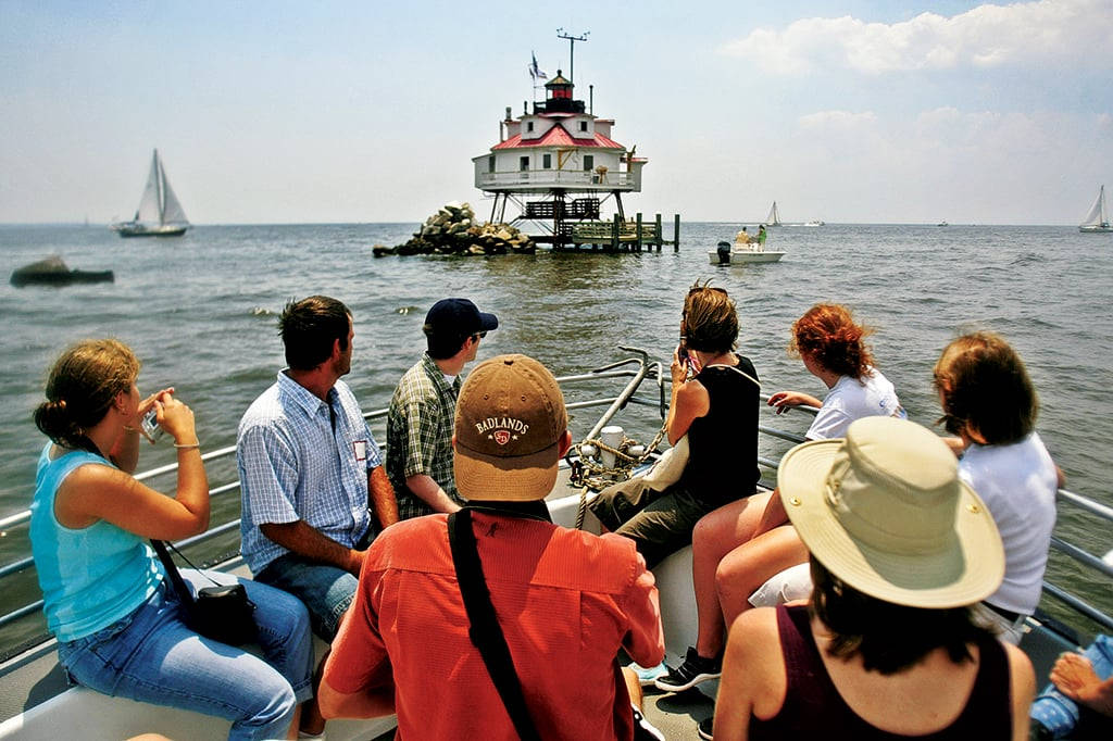 Majestic Lighthouse At The Thomas Point Shoal, Chesapeake Bay Wallpaper