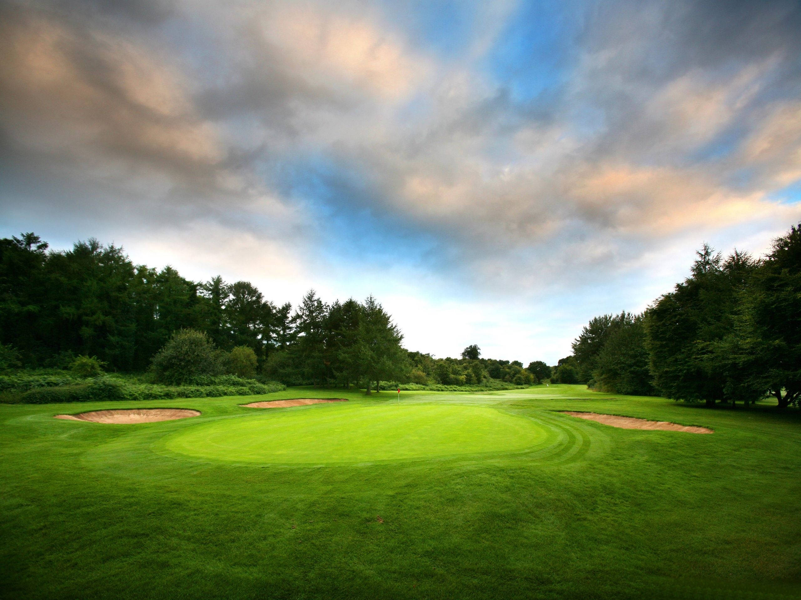 Majestic View Of The Marriott St Pierre Golf Course Wallpaper