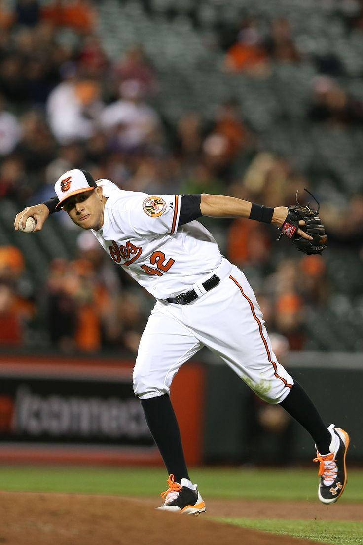 Manny Machado Baseball Star Wallpaper