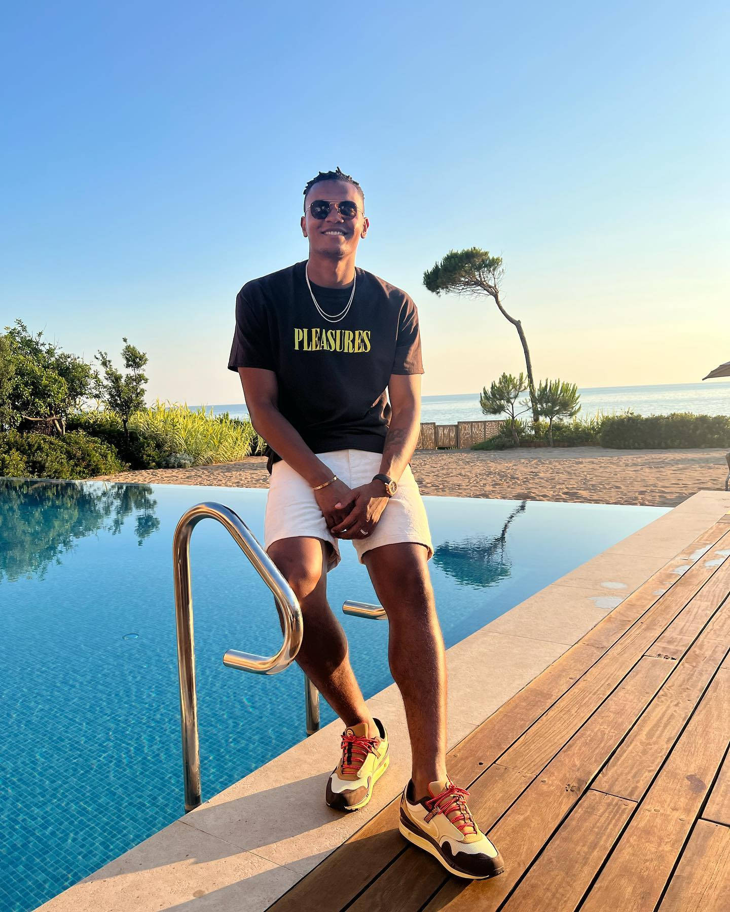 Manuel Akanji By The Pool Wallpaper