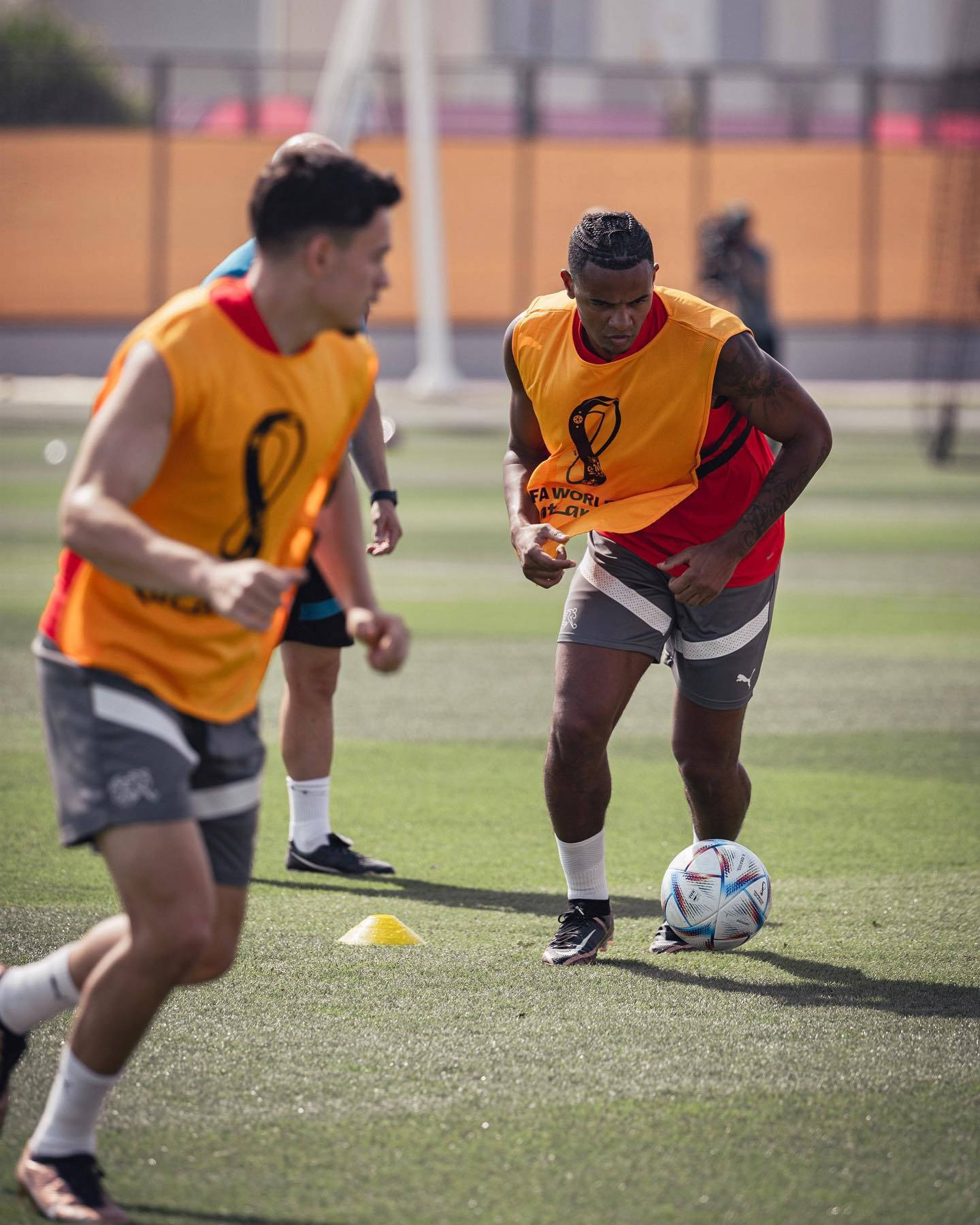 Manuel Akanji During Training Wallpaper