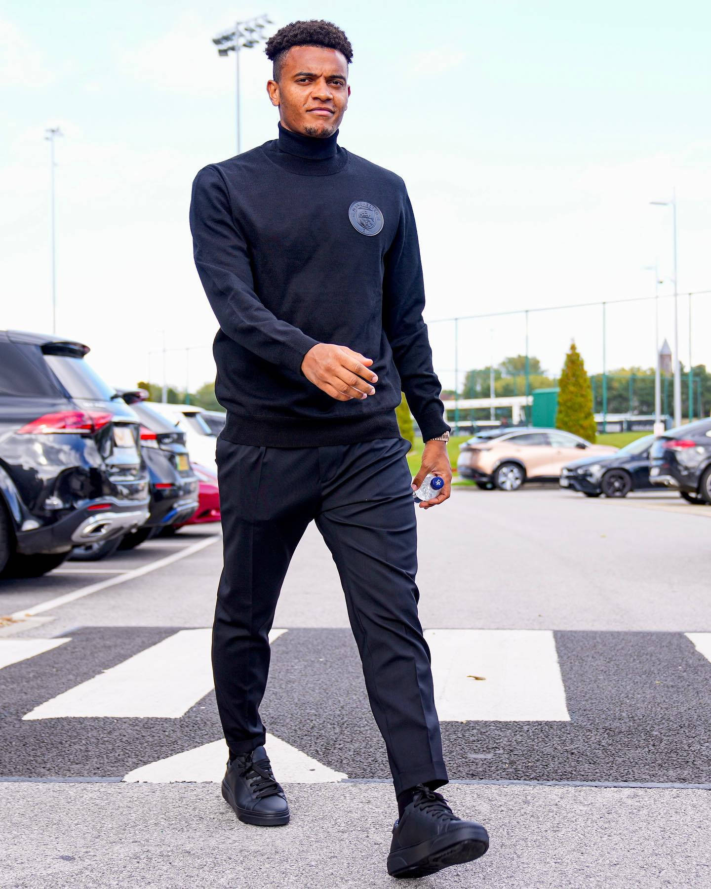 Manuel Akanji Wearing All-black Wallpaper