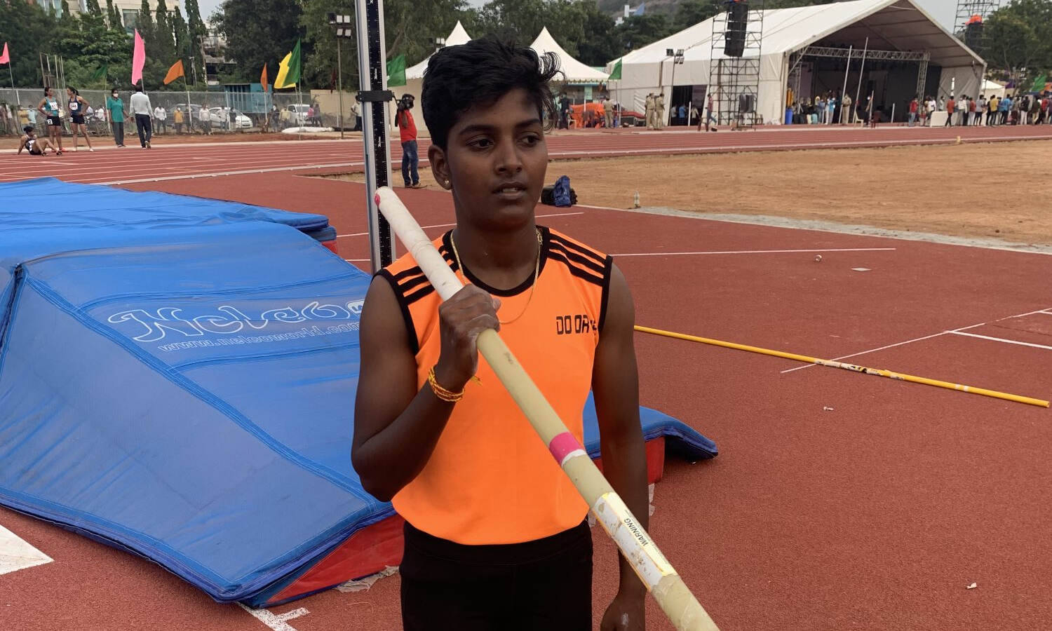 Mariyappan Thangavelu Indian Pole Vault Athlete Wallpaper