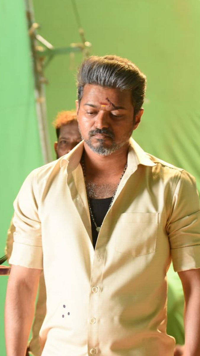 Master Vijay In Yellow Wallpaper