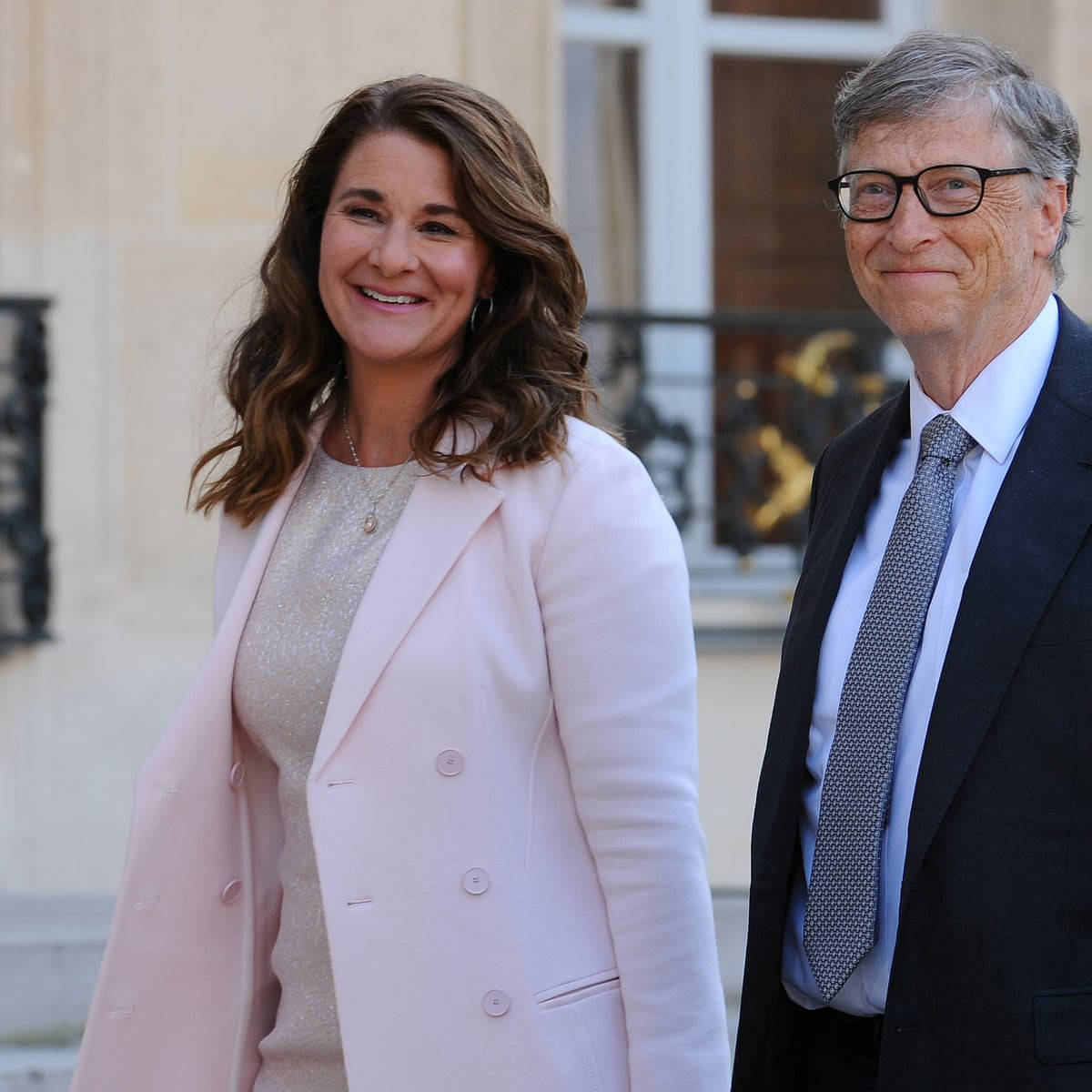 Melinda French Gates Wearing A Baby Pink Overcoat Wallpaper