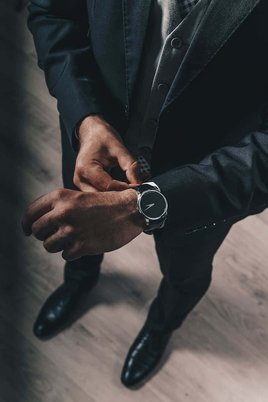 Men's Fashion - Classic Suit Style Paired With A Minimalist Watch Wallpaper