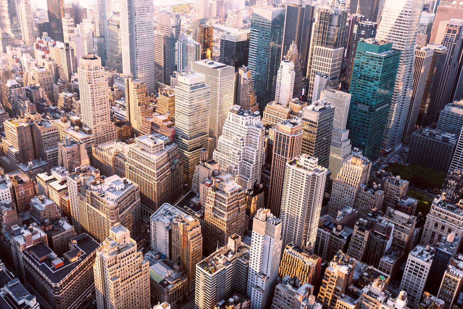 Mesmerizing Aerial View Of Downtown New York Wallpaper