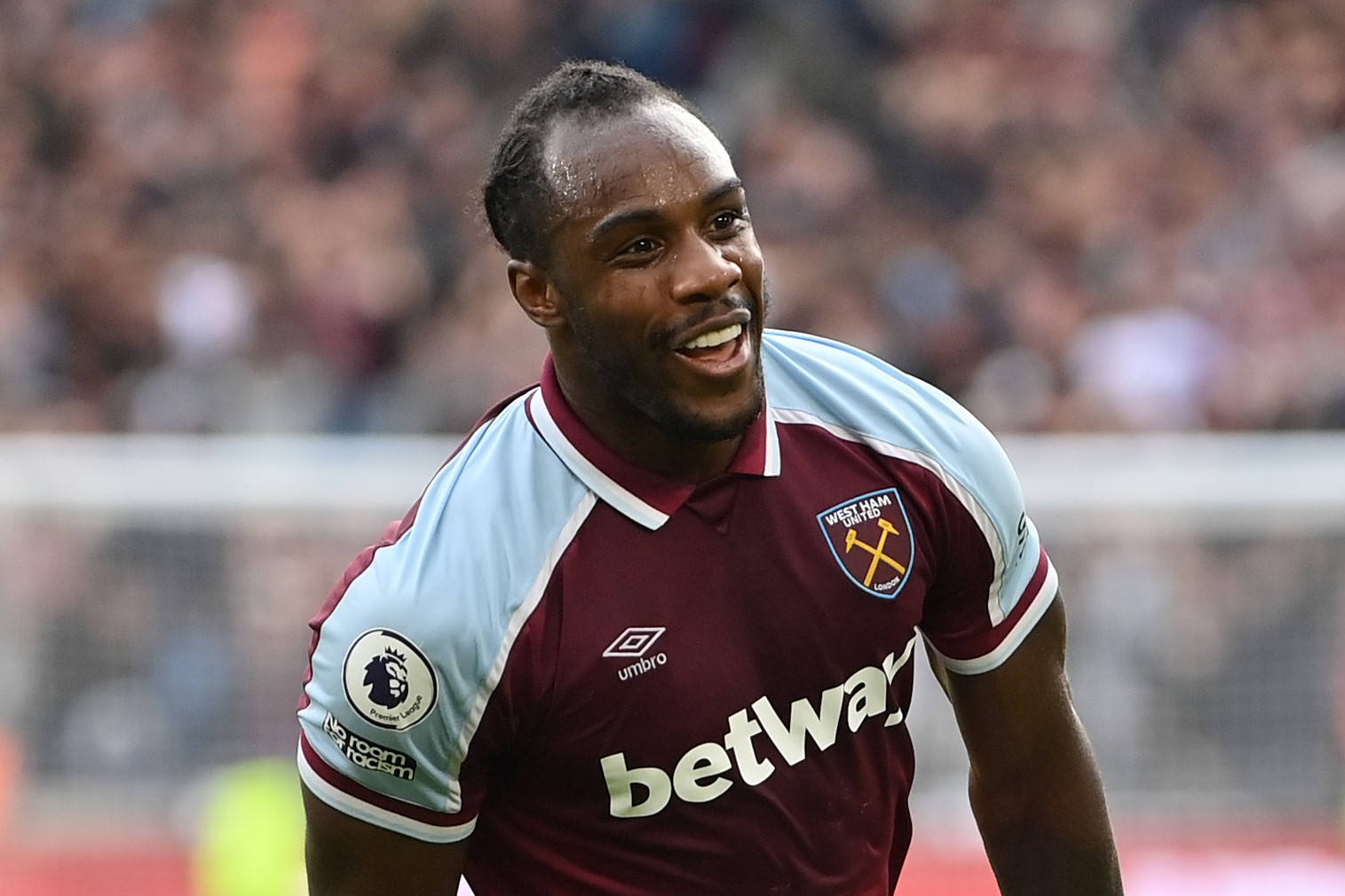 Michail Antonio In Action Wallpaper