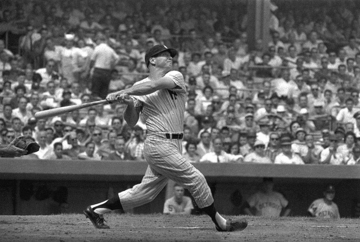 Mickey Mantle Hard Swing Wallpaper