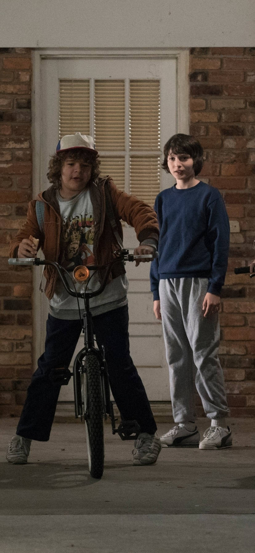 Mike And Dustin Stranger Things Wallpaper