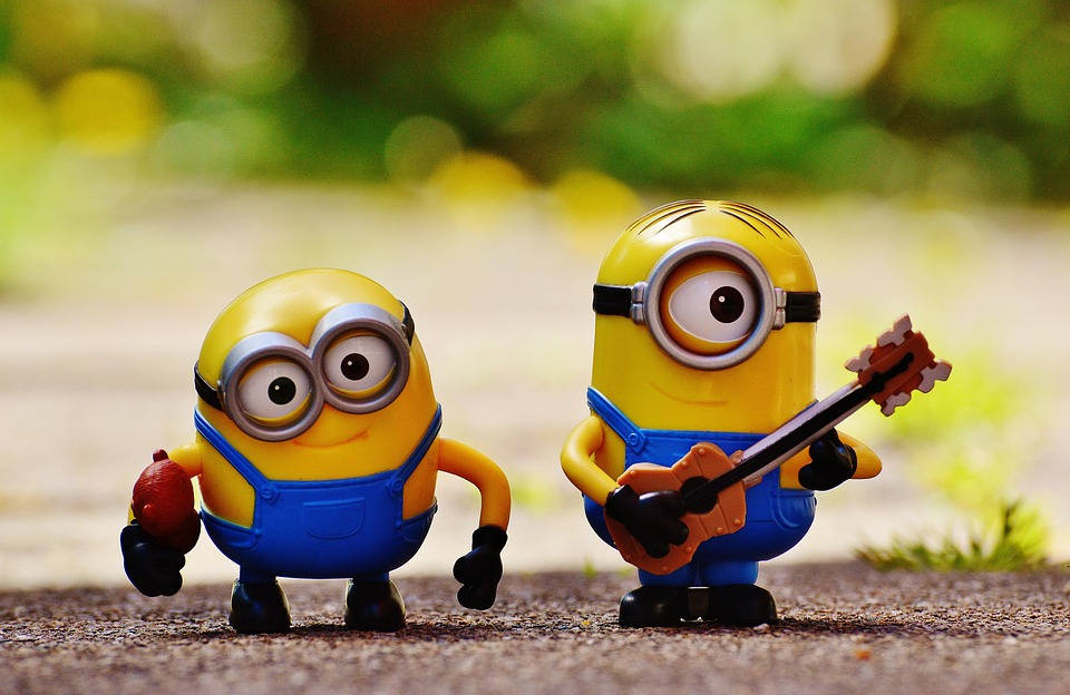 Minions Bob And Stuart Cute Music Guitar Wallpaper