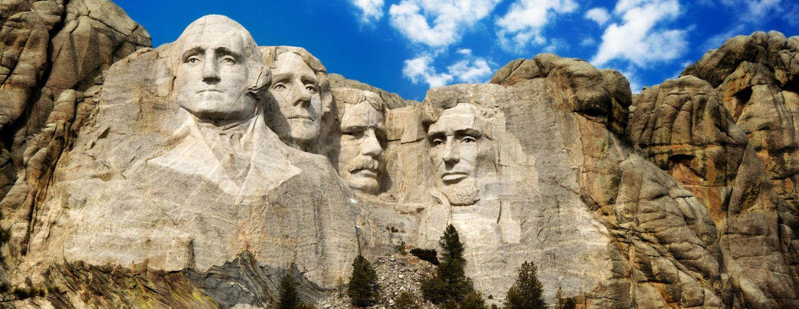 Mount Rushmore Full Landscape View Wallpaper