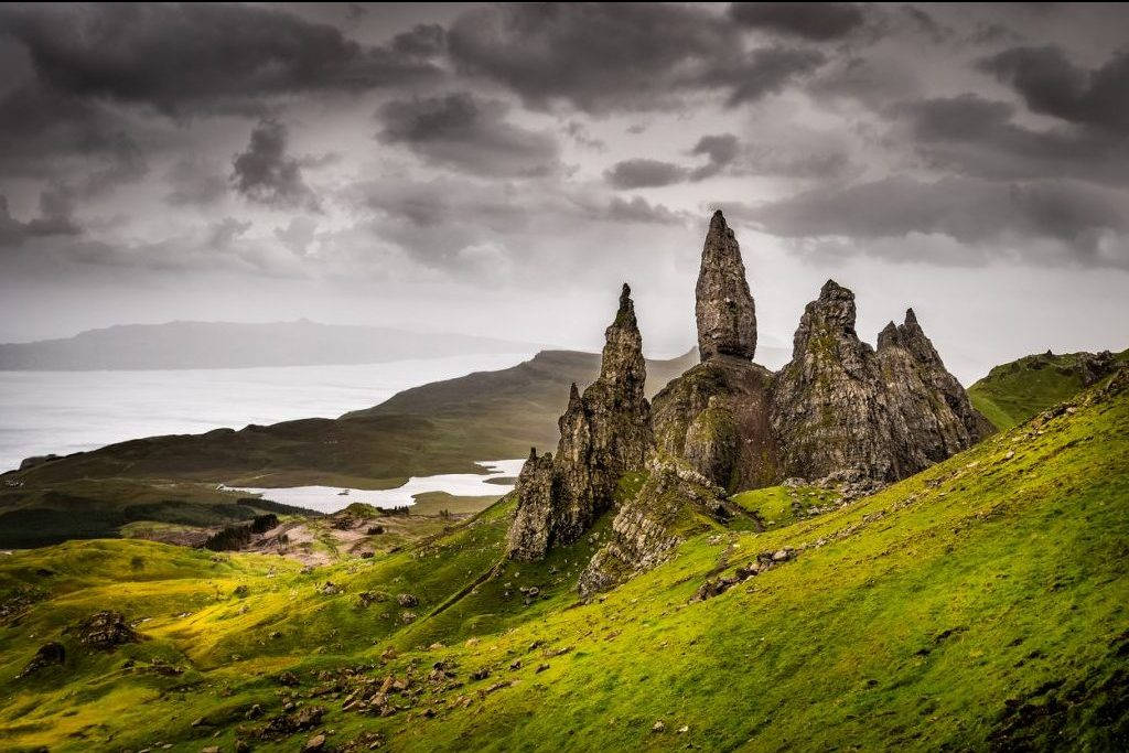 Mountain Rock Of Storr In Uk Wallpaper