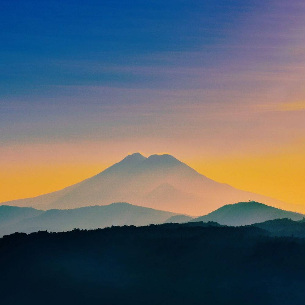 Mountain Silhouette Aesthetic Tablet Wallpaper