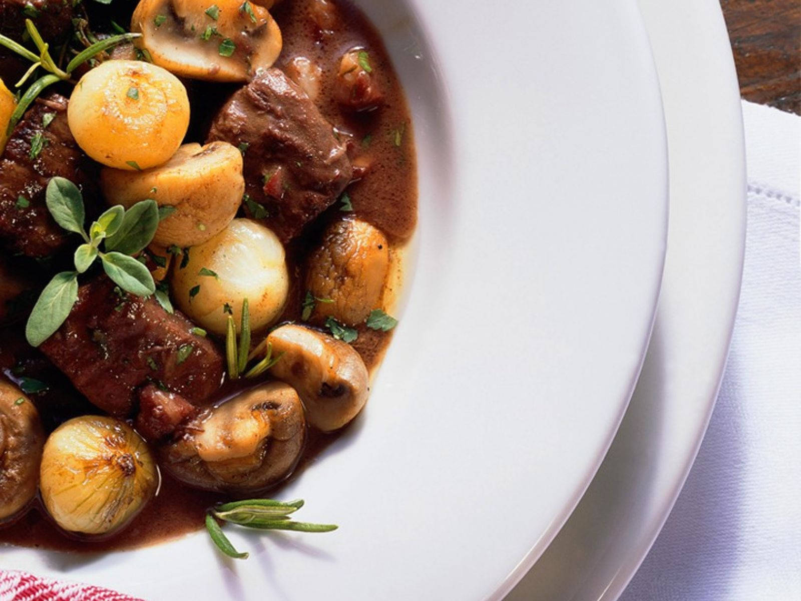 Mushroom And Onion Beef Bourguignon Wallpaper