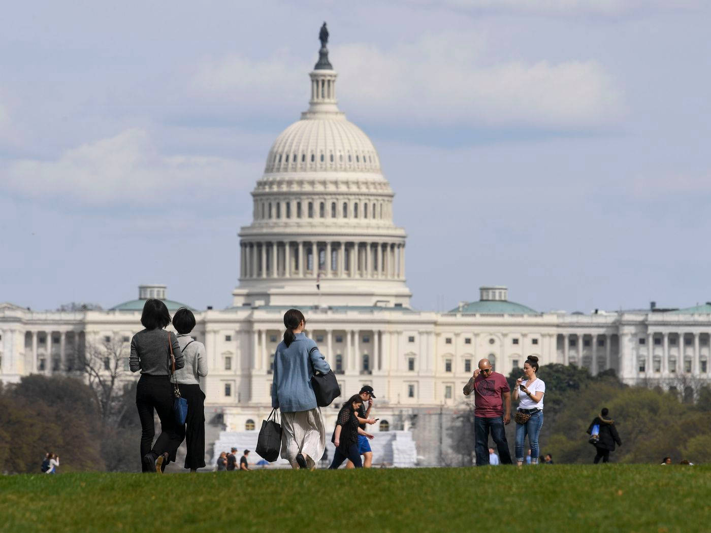 National Mall People Outside Capitol Wallpaper