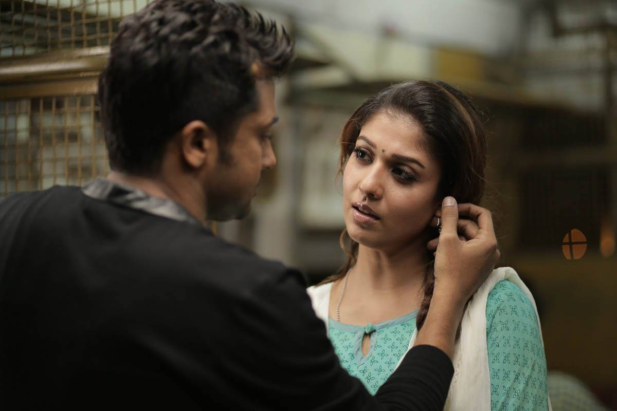 Nayanthara And Suriya Sharing A Moment In The Movie Masss Wallpaper